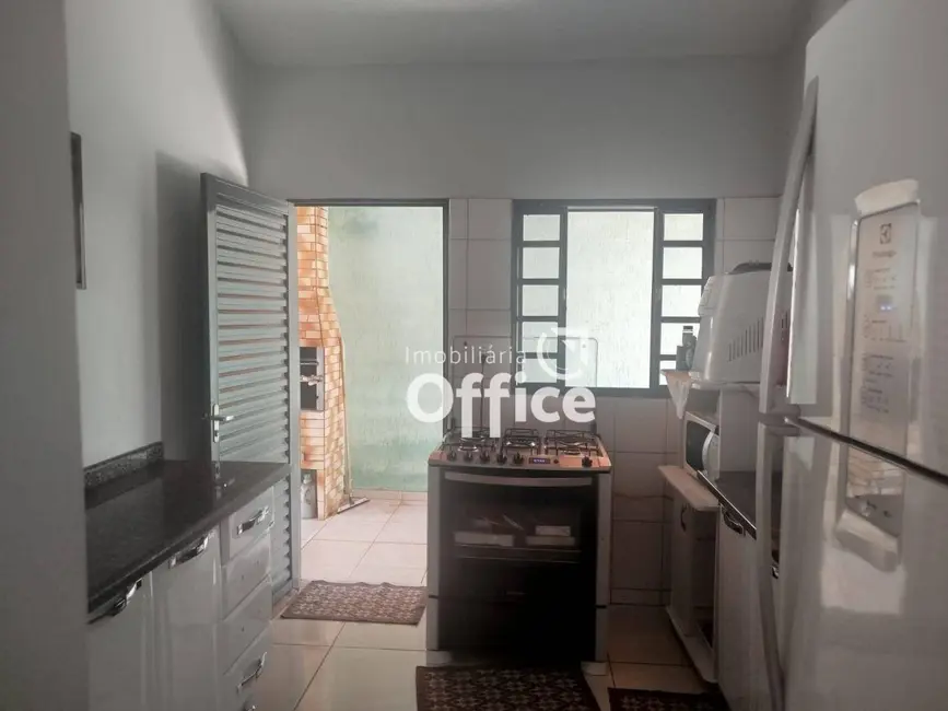 Casa com 2 quartos à venda, 200m2 em Residencial Ipanema, Anapolis - GO - imagem 8 Foto 8 de Casa com 2 quartos à venda, 200m2 em Residencial Ipanema, Anapolis - GO
