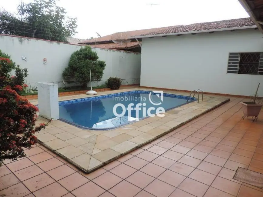 Foto 2 de Casa com 4 quartos à venda, 490m2 em Jundiaí, Anapolis - GO