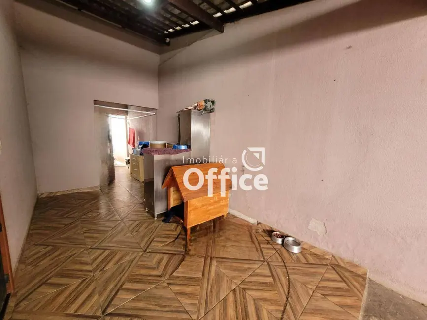 Casa com 3 quartos à venda, 150m2 em Anapolis - GO - imagem 4 Foto 4 de Casa com 3 quartos à venda, 150m2 em Anapolis - GO