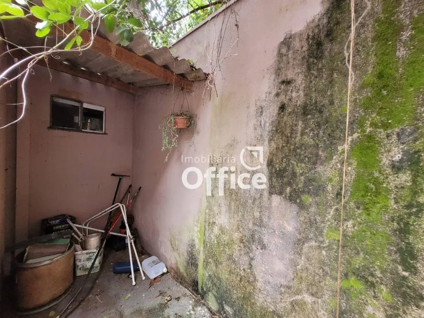 Casa com 3 quartos à venda, 150m2 em Anapolis - GO - imagem 8 Foto 8 de Casa com 3 quartos à venda, 150m2 em Anapolis - GO