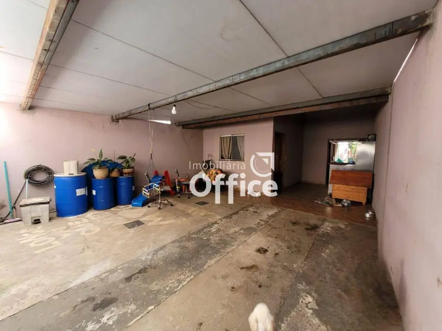 Foto 1 de Casa com 3 quartos à venda, 150m2 em Anapolis - GO