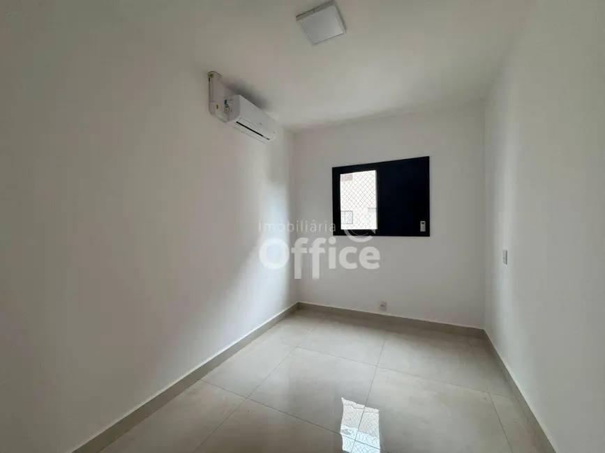 Foto 9 de Apartamento com 3 quartos à venda, 78m2 em Anapolis - GO
