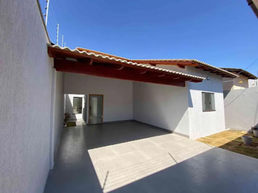 Foto 1 de Casa com 3 quartos à venda, 200m2 em Loteamento Residencial Verona, Anapolis - GO