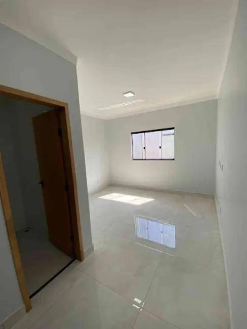 Casa com 3 quartos à venda, 200m2 em Loteamento Residencial Verona, Anapolis - GO - imagem 9 Foto 9 de Casa com 3 quartos à venda, 200m2 em Loteamento Residencial Verona, Anapolis - GO