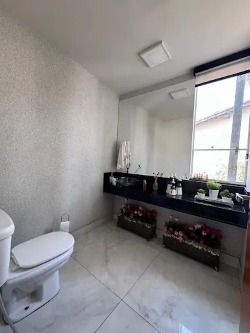 Sobrado com 3 quartos à venda, 500m2 em Jundiaí, Anapolis - GO - imagem 3 Foto 3 de Sobrado com 3 quartos à venda, 500m2 em Jundiaí, Anapolis - GO