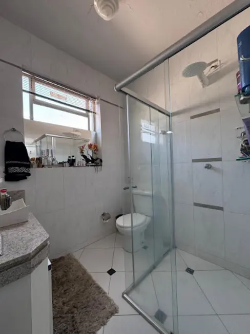 Sobrado com 3 quartos à venda, 500m2 em Jundiaí, Anapolis - GO - imagem 5 Foto 5 de Sobrado com 3 quartos à venda, 500m2 em Jundiaí, Anapolis - GO