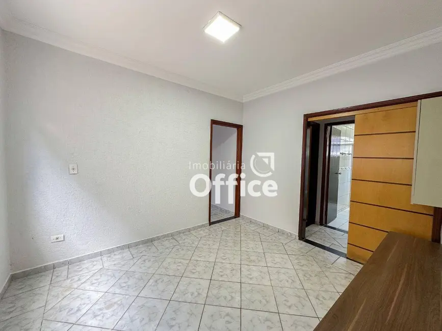 Casa com 3 quartos à venda, 360m2 em Anápolis City, Anapolis - GO - imagem 7 Foto 7 de Casa com 3 quartos à venda, 360m2 em Anápolis City, Anapolis - GO