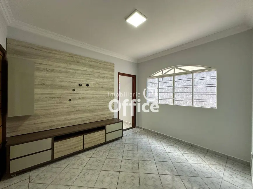Casa com 3 quartos à venda, 360m2 em Anápolis City, Anapolis - GO - imagem 5 Foto 5 de Casa com 3 quartos à venda, 360m2 em Anápolis City, Anapolis - GO