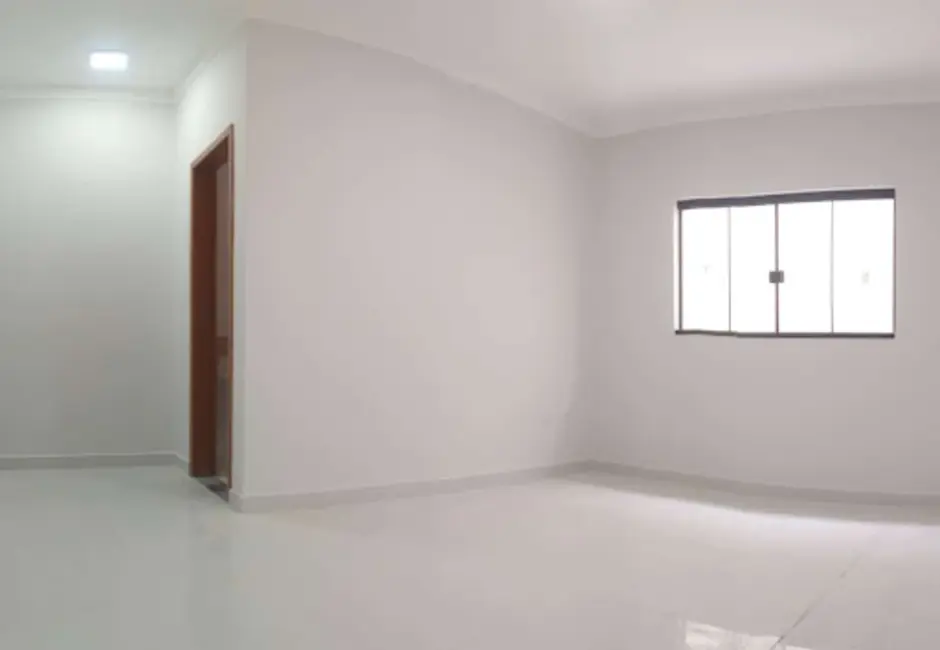Foto 2 de Casa com 3 quartos à venda, 175m2 em Vila Sul, Anapolis - GO
