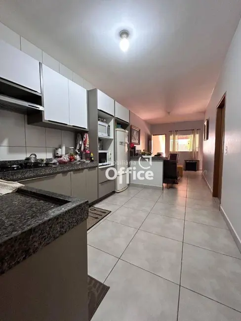 Casa com 3 quartos à venda, 150m2 em Residencial Dom Felipe, Anapolis - GO - imagem 4 Foto 4 de Casa com 3 quartos à venda, 150m2 em Residencial Dom Felipe, Anapolis - GO