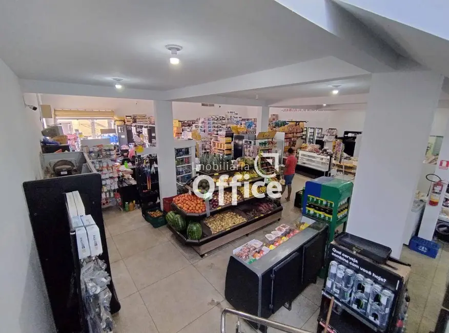 Loja à venda, 600m2 em Conjunto Habitacional Vila União, Anapolis - GO - imagem 4 Foto 4 de Loja à venda, 600m2 em Conjunto Habitacional Vila União, Anapolis - GO