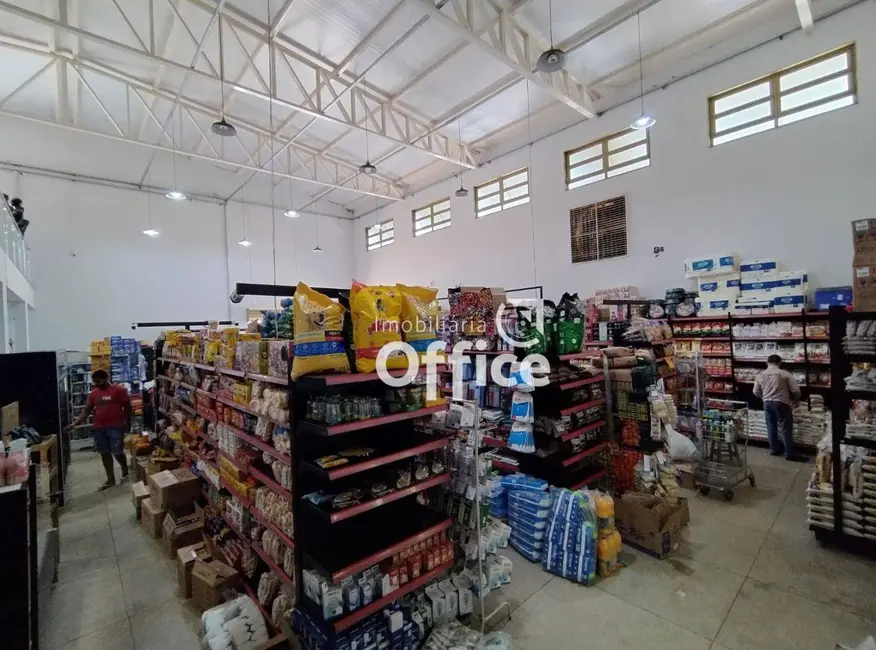 Loja à venda, 600m2 em Conjunto Habitacional Vila União, Anapolis - GO - imagem 8 Foto 8 de Loja à venda, 600m2 em Conjunto Habitacional Vila União, Anapolis - GO