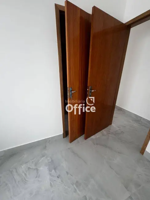 Foto 4 de Casa com 3 quartos à venda, 211m2 em Anapolis - GO