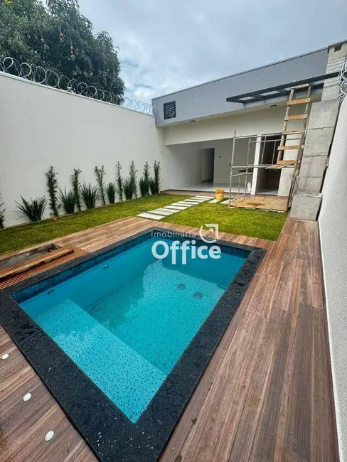 Foto 1 de Casa com 3 quartos à venda, 211m2 em Anapolis - GO