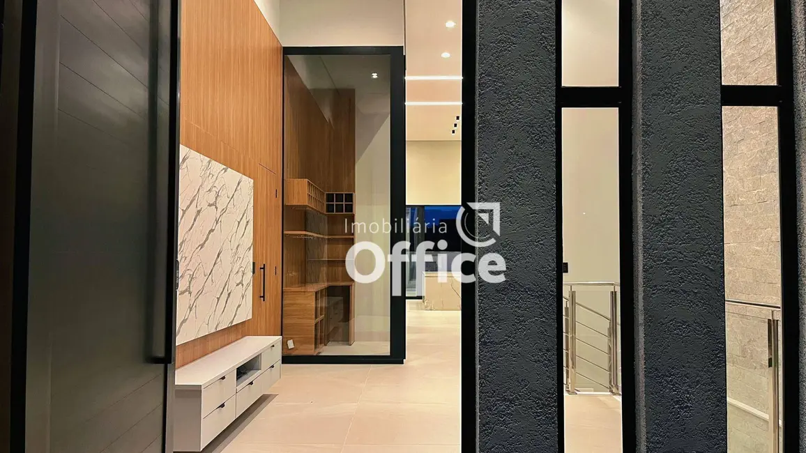 Casa com 3 quartos à venda, 445m2 em Anapolis - GO - imagem 8 Foto 8 de Casa com 3 quartos à venda, 445m2 em Anapolis - GO