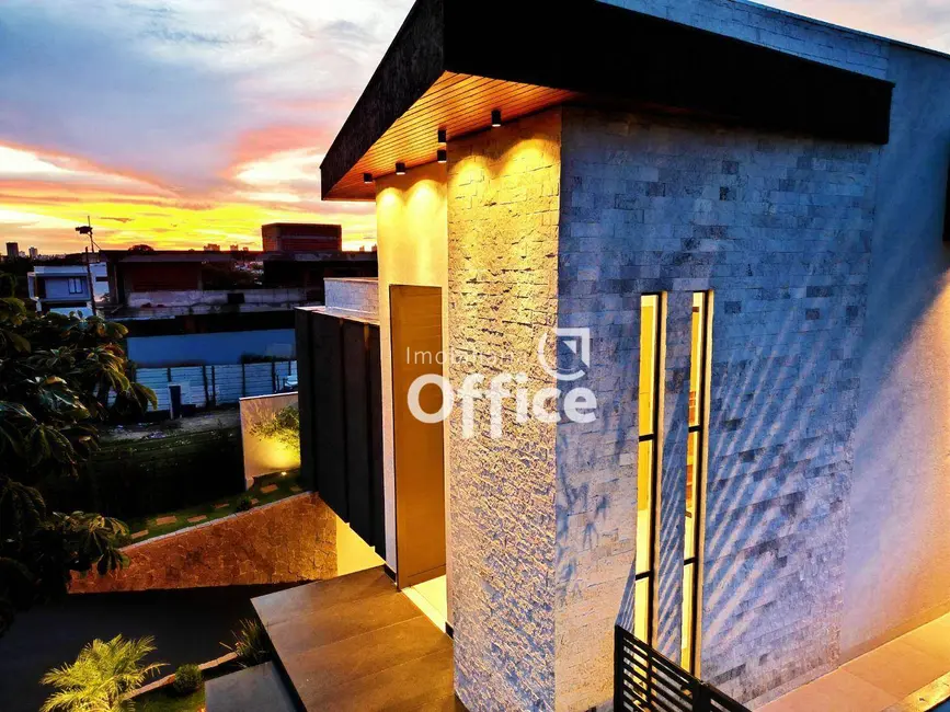 Casa com 3 quartos à venda, 445m2 em Anapolis - GO - imagem 7 Foto 7 de Casa com 3 quartos à venda, 445m2 em Anapolis - GO