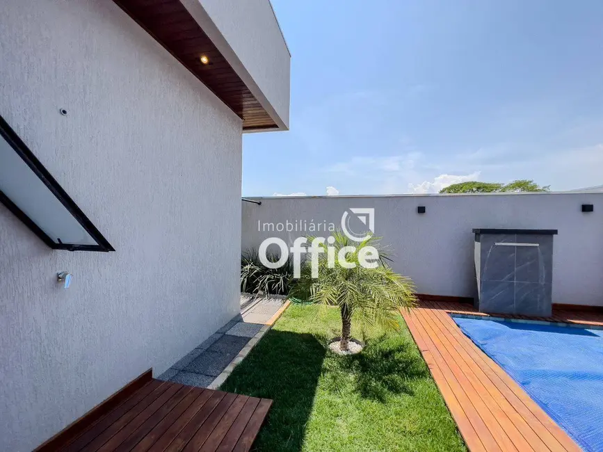 Foto 8 de Casa de Condomínio com 3 quartos à venda, 420m2 em Anapolis - GO