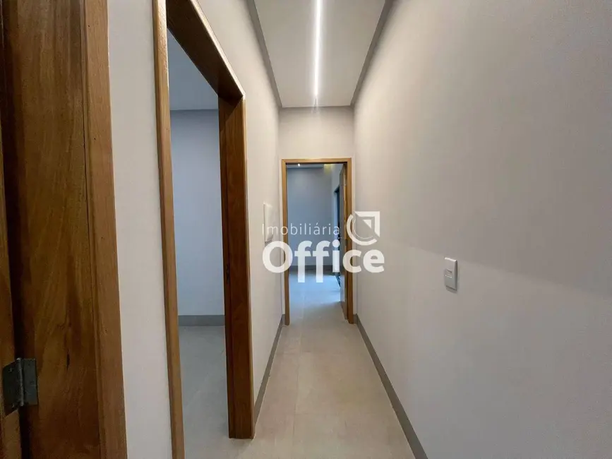 Casa com 3 quartos à venda, 200m2 em Residencial Ayrton Senna, Anapolis - GO - imagem 8 Foto 8 de Casa com 3 quartos à venda, 200m2 em Residencial Ayrton Senna, Anapolis - GO