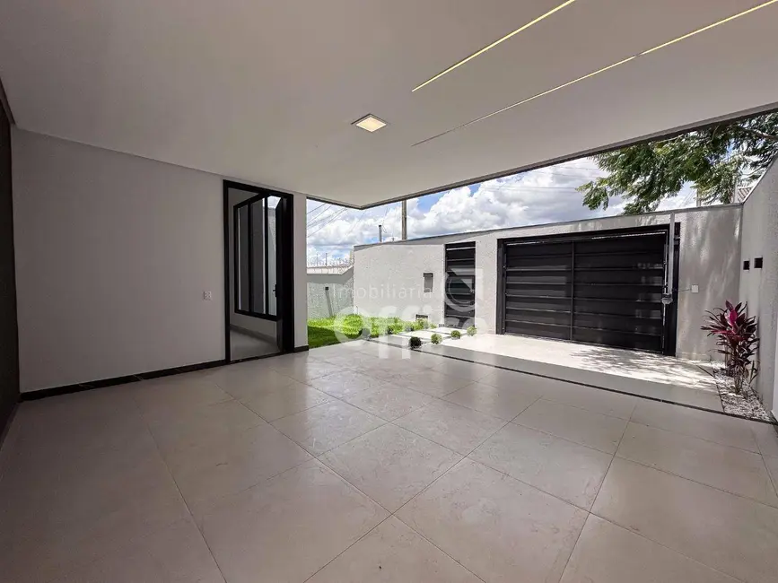 Foto 4 de Casa com 3 quartos à venda, 200m2 em Jardim Itália, Anapolis - GO