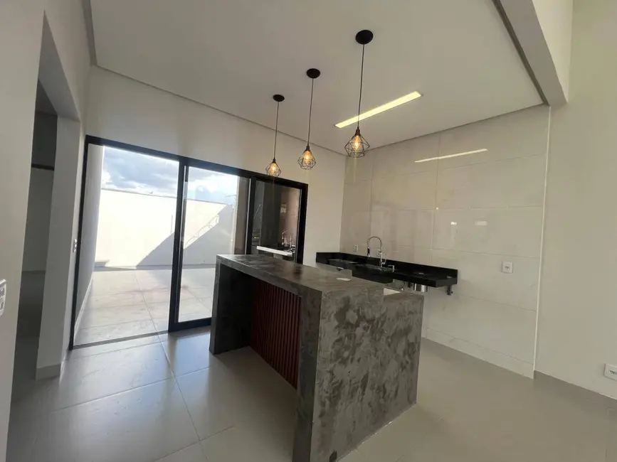 Foto 6 de Casa com 3 quartos à venda, 200m2 em Jardim Itália, Anapolis - GO