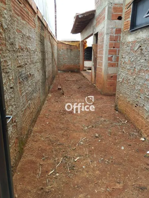 Foto 6 de Casa com 2 quartos à venda, 302m2 em Petrolina De Goias - GO