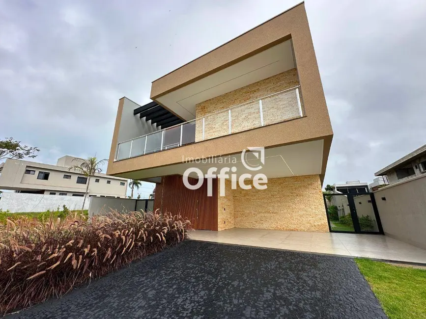 Foto 3 de Casa de Condomínio com 4 quartos à venda, 423m2 em Residencial Alphaville, Anapolis - GO