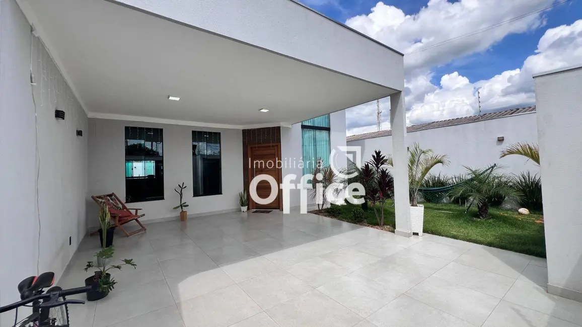 Foto 2 de Casa com 3 quartos à venda, 300m2 em Jardim das Américas 3ª Etapa, Anapolis - GO