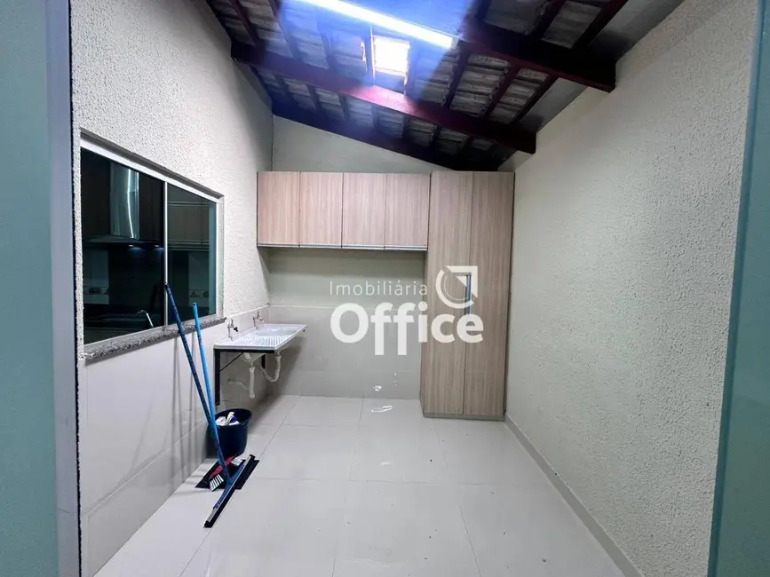 Foto 3 de Casa com 3 quartos à venda, 212m2 em Residencial Aldeia dos Sonhos, Anapolis - GO