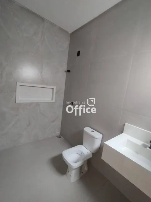 Casa com 3 quartos à venda, 200m2 em Anapolis - GO - imagem 5 Foto 5 de Casa com 3 quartos à venda, 200m2 em Anapolis - GO