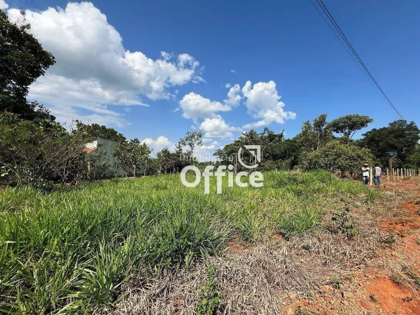 Foto 4 de Terreno / Lote à venda, 789m2 em Silvania - GO