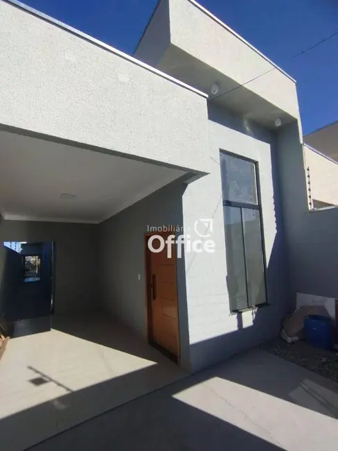 Casa com 3 quartos à venda, 180m2 em Anapolis - GO - imagem 1 Foto 1 de Casa com 3 quartos à venda, 180m2 em Anapolis - GO