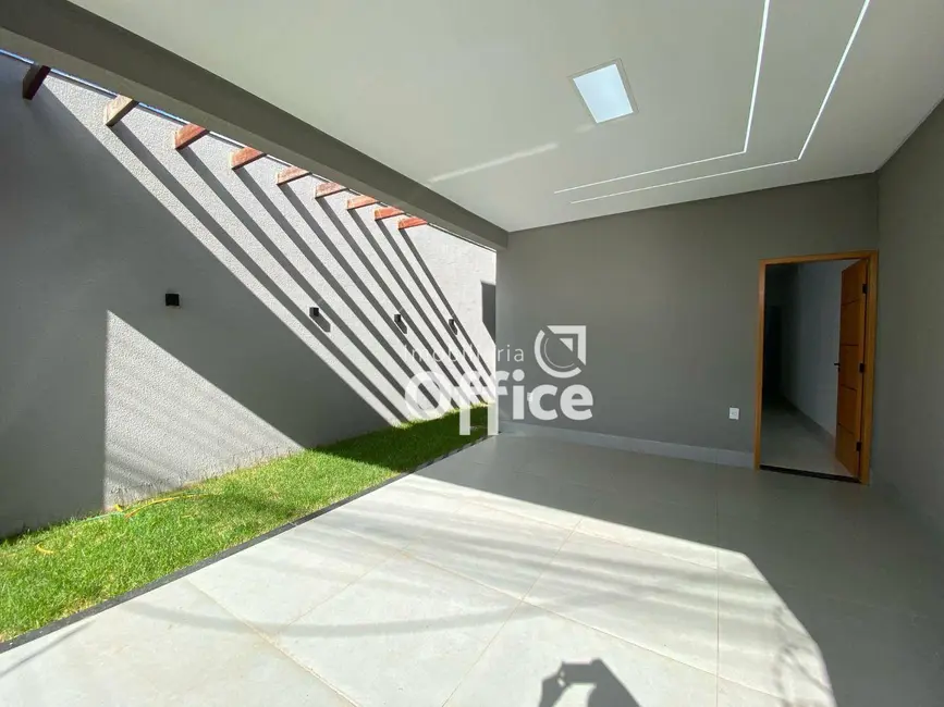 Foto 2 de Casa com 3 quartos à venda, 157m2 em Jardim Arco Verde, Anapolis - GO