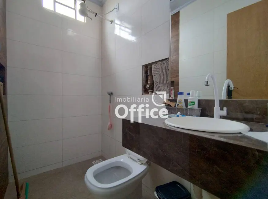 Foto 8 de Casa com 2 quartos à venda, 300m2 em Setor Sul, Anapolis - GO
