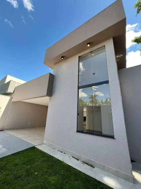 Casa com 3 quartos à venda, 200m2 em Setor Lago dos Buritis, Anapolis - GO - imagem 3 Foto 3 de Casa com 3 quartos à venda, 200m2 em Setor Lago dos Buritis, Anapolis - GO