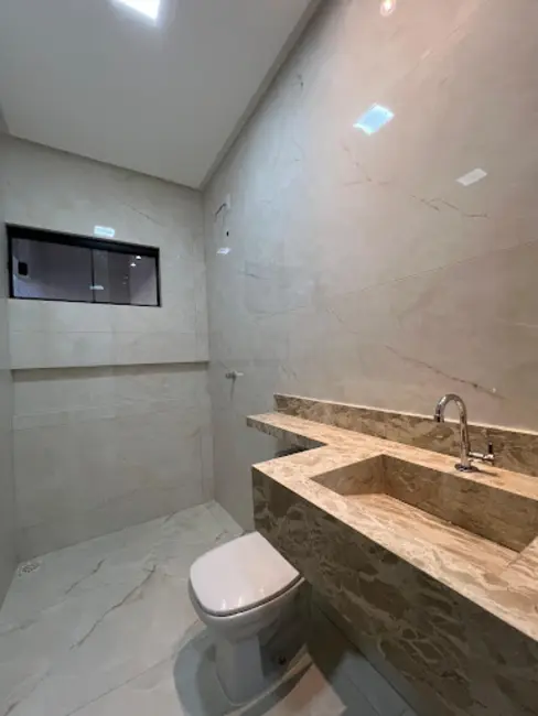 Casa com 3 quartos à venda, 200m2 em Setor Lago dos Buritis, Anapolis - GO - imagem 9 Foto 9 de Casa com 3 quartos à venda, 200m2 em Setor Lago dos Buritis, Anapolis - GO