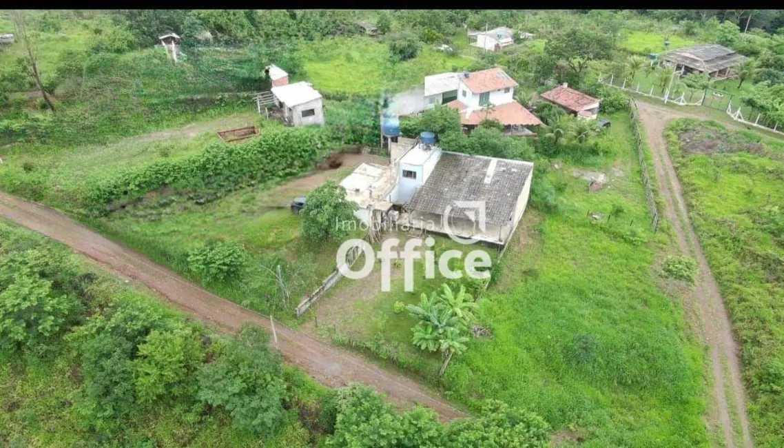 Foto 2 de Terreno / Lote à venda, 870m2 em Alexania - GO