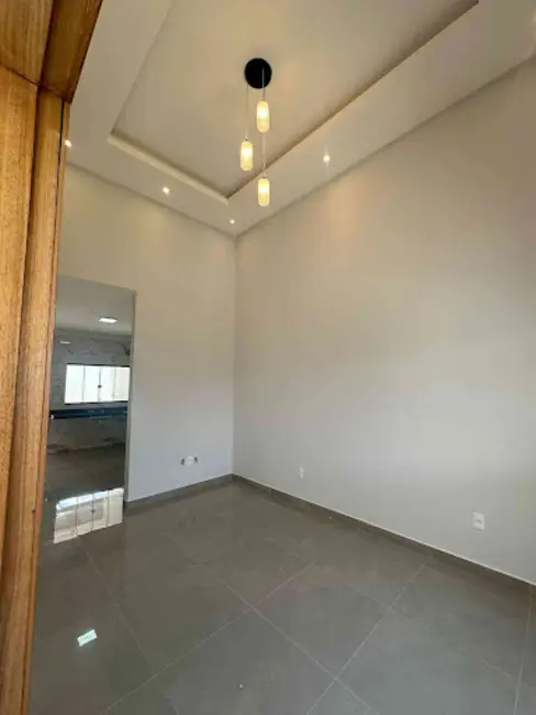 Casa com 3 quartos à venda, 200m2 em Residencial Cidade Industrial, Anapolis - GO - imagem 4 Foto 4 de Casa com 3 quartos à venda, 200m2 em Residencial Cidade Industrial, Anapolis - GO