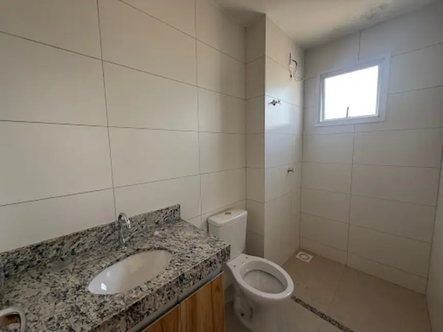 Foto 3 de Kitnet com 1 quarto à venda, 36m2 em Maracananzinho, Anapolis - GO