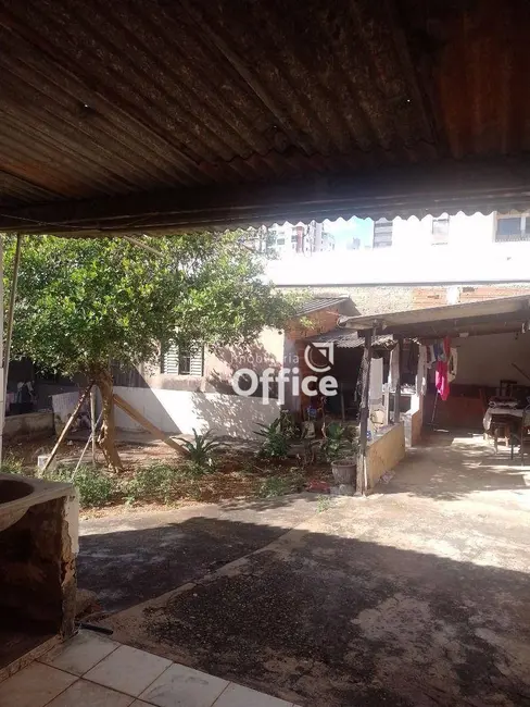 Foto 3 de Casa com 3 quartos à venda, 490m2 em Jundiaí, Anapolis - GO