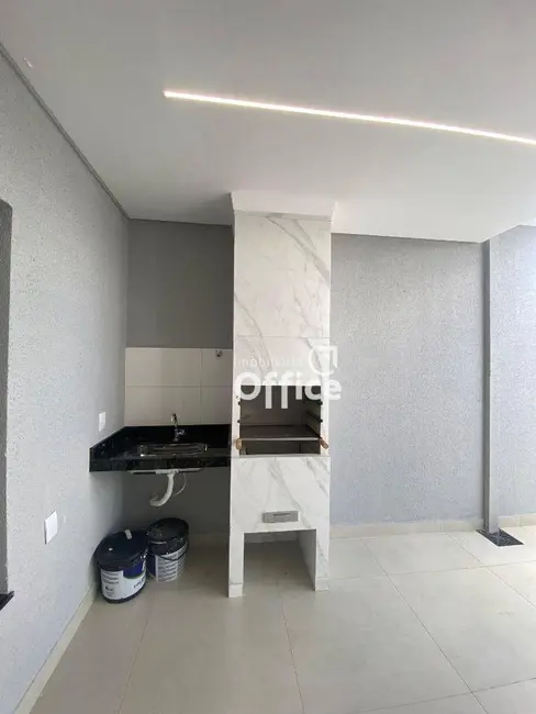 Foto 2 de Casa com 2 quartos à venda, 105m2 em Anapolis - GO