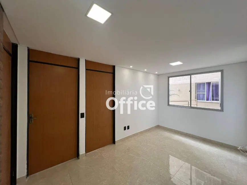 Foto 5 de Apartamento com 2 quartos para alugar, 45m2 em Residencial Santo Antônio, Anapolis - GO