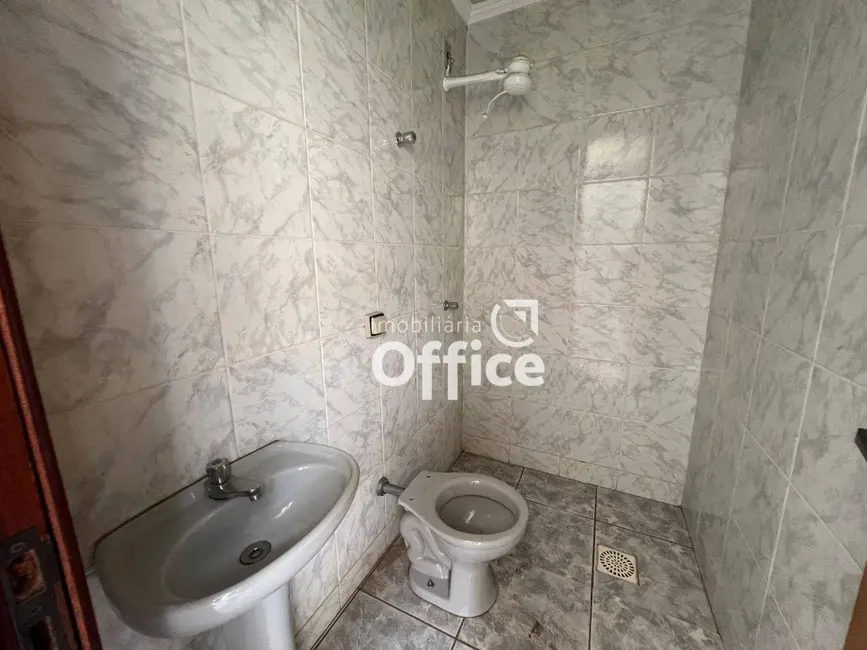 Foto 12 de Sobrado para alugar, 350m2 em Setor Central, Anapolis - GO