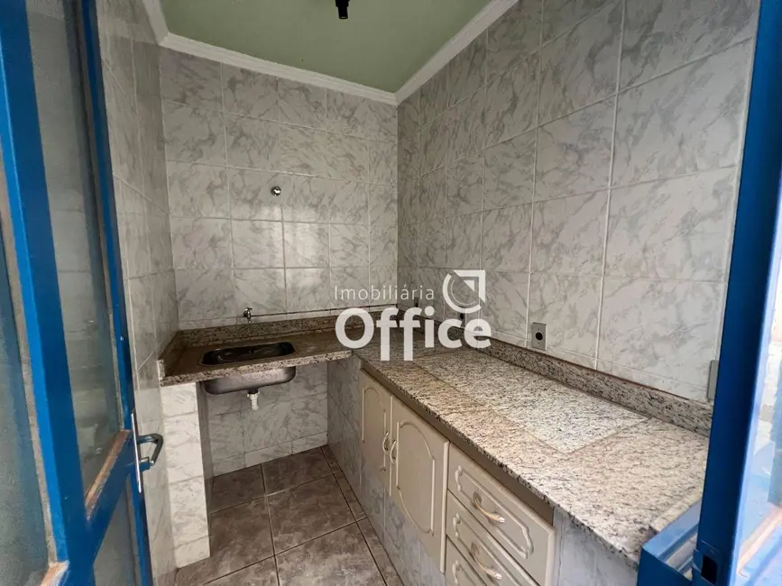 Foto 14 de Sobrado para alugar, 350m2 em Setor Central, Anapolis - GO