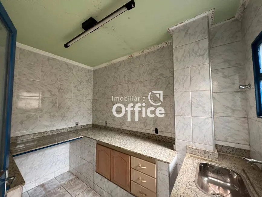 Foto 10 de Sobrado para alugar, 350m2 em Setor Central, Anapolis - GO