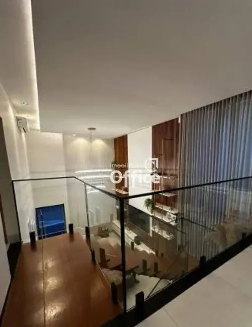 Foto 7 de Sobrado com 4 quartos à venda, 360m2 em Anapolis - GO