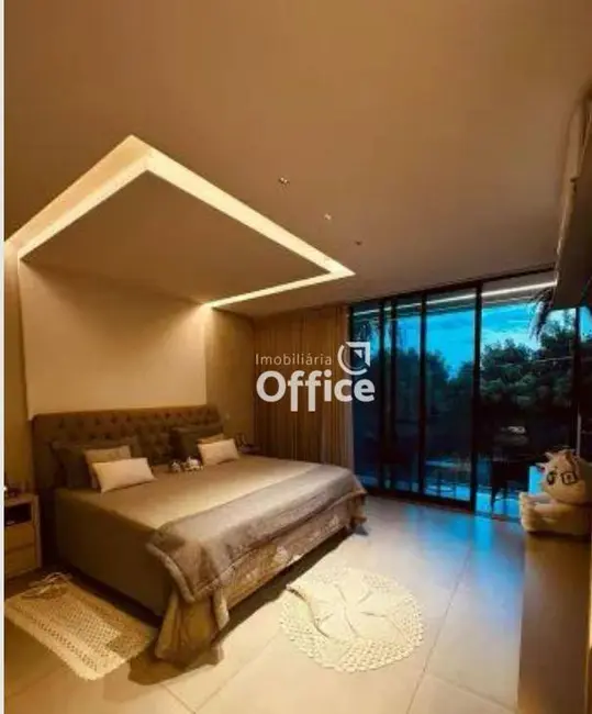 Foto 8 de Sobrado com 4 quartos à venda, 360m2 em Anapolis - GO