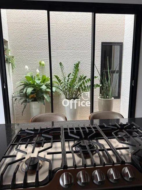 Foto 4 de Casa de Condomínio com 3 quartos à venda, 420m2 em Anapolis - GO