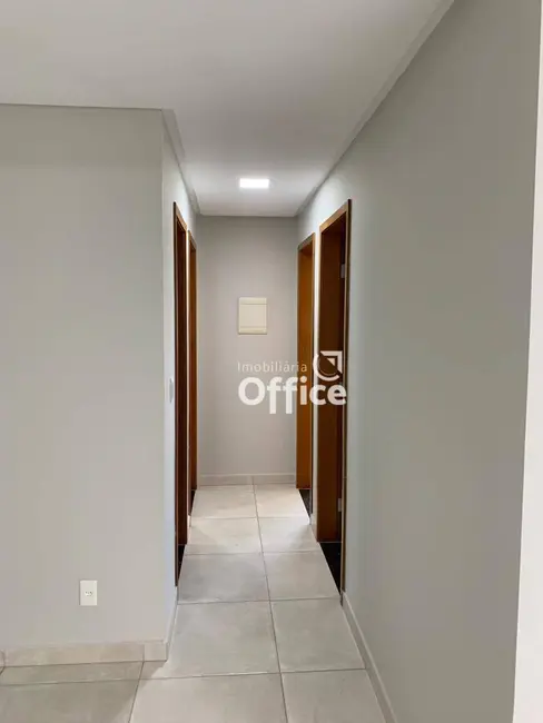 Foto 3 de Apartamento com 3 quartos à venda, 78m2 em Conjunto IAPC, Anapolis - GO
