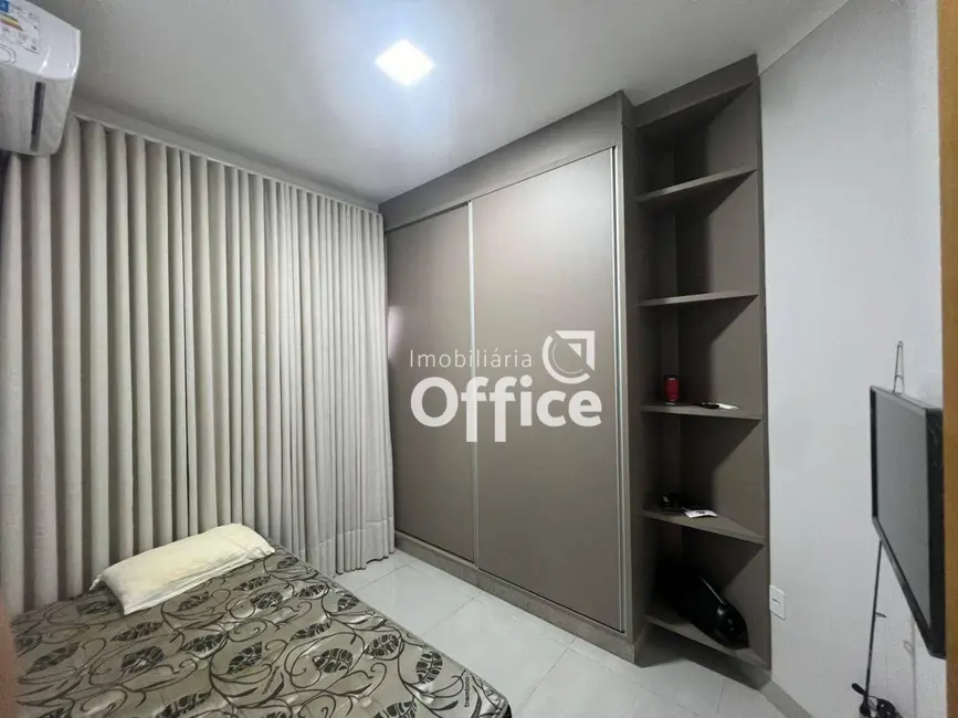 Casa com 3 quartos à venda, 200m2 em Jardim Itália, Anapolis - GO - imagem 9 Foto 9 de Casa com 3 quartos à venda, 200m2 em Jardim Itália, Anapolis - GO