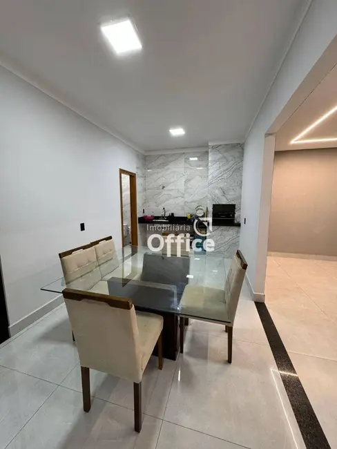Foto 4 de Casa com 3 quartos à venda, 200m2 em Residencial Vale do Sol, Anapolis - GO